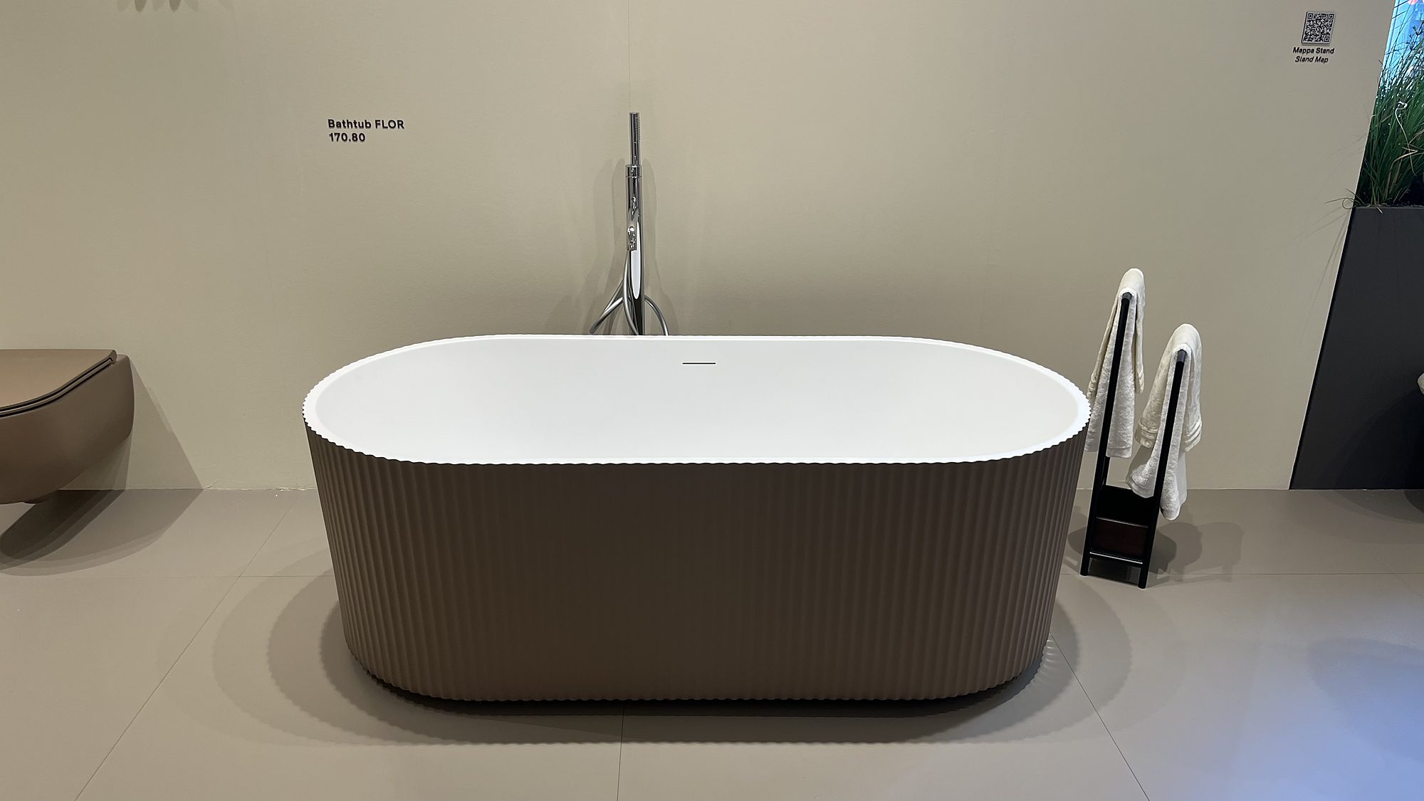 Vasca freestanding FLOR — 170×80